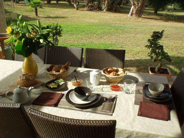 Nocleg ze śniadaniem Chambre D Hôtes La Bastide Des Eucalyptus
