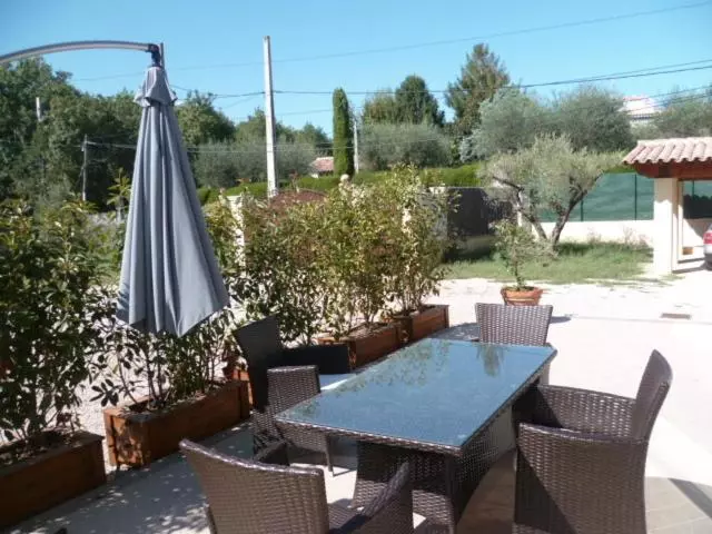 ベッドアンドブレックファースト Chambre D Hôtes La Bastide Des Eucalyptus