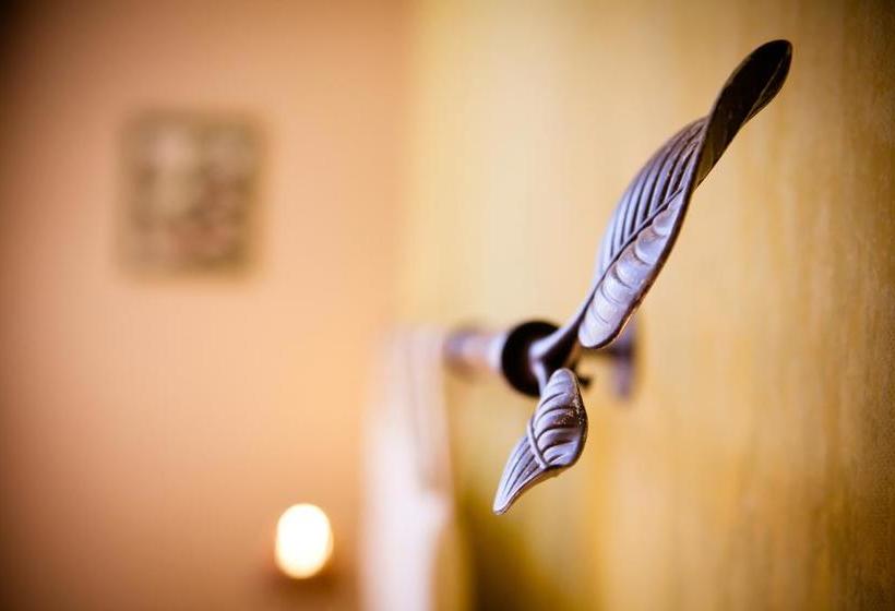 تختخواب و صبحانه Chambres D Hôtes Au Nid Des Thés