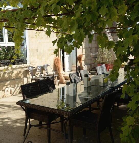 민박 Château De Clermont