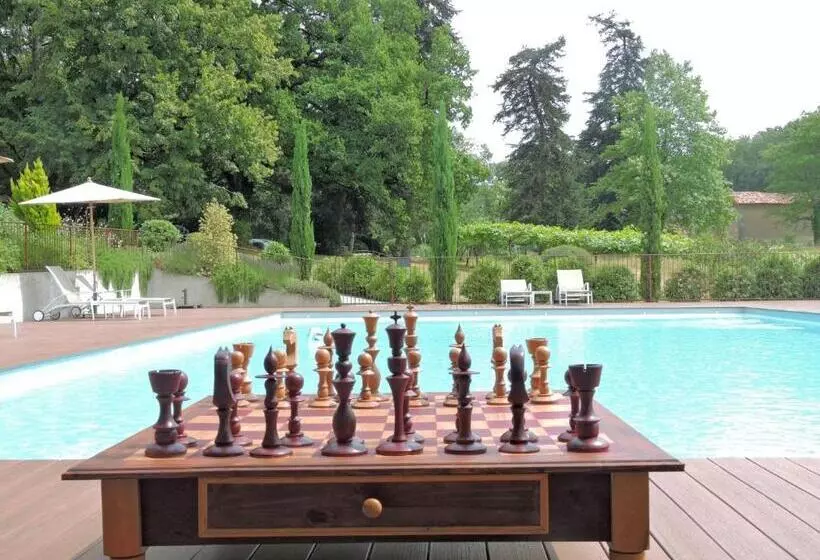 Aamiaismajoitus (B&B) Domaine Le Castelet