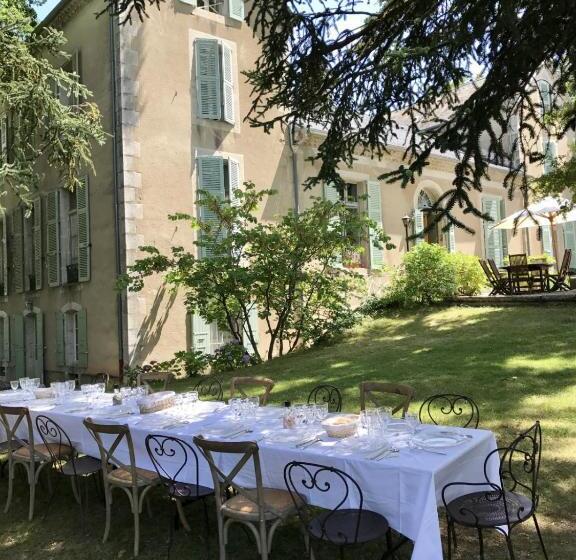 مبيت وإفطار Domaine Le Castelet