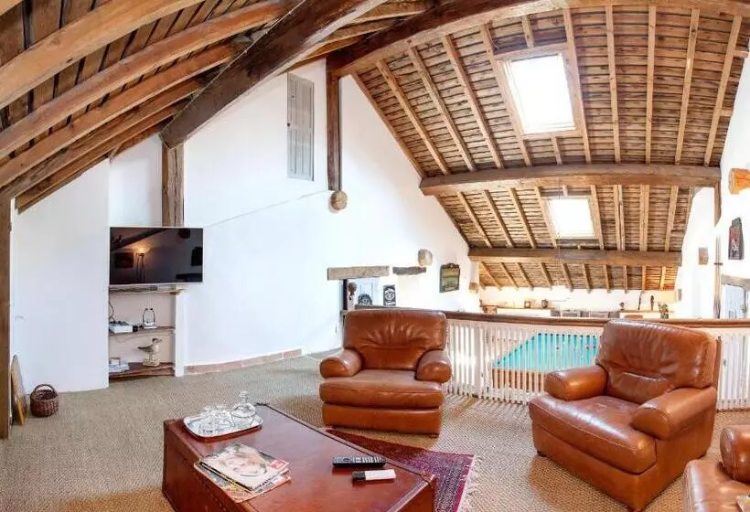Aamiaismajoitus (B&B) Domaine Le Castelet