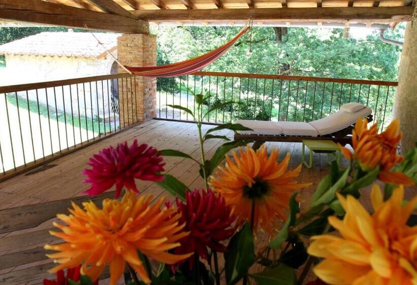 مبيت وإفطار Domaine Le Castelet