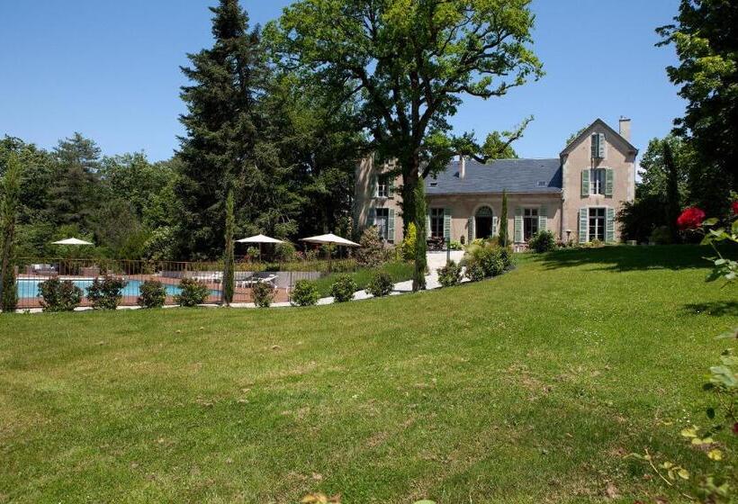 مبيت وإفطار Domaine Le Castelet