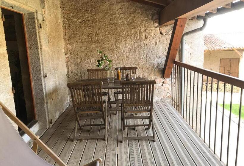 مبيت وإفطار Domaine Le Castelet