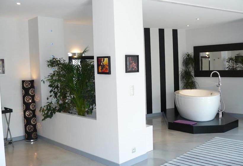 مبيت وإفطار La Villa Cécile