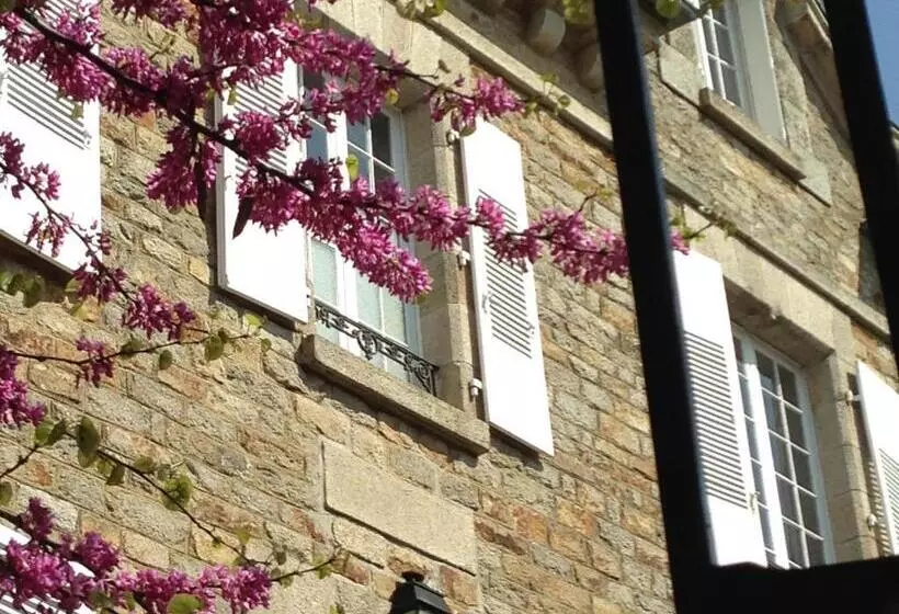 Aamiaismajoitus (B&B) Le 14 St Michel
