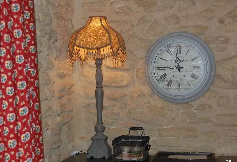 Aamiaismajoitus (B&B) Le Mas Des Clots