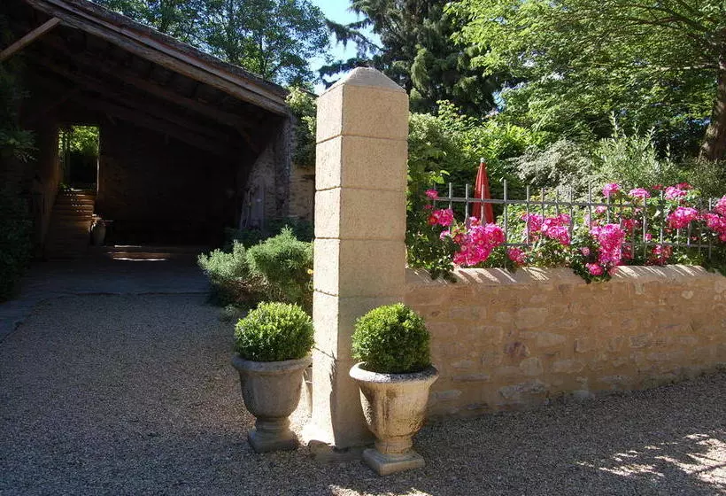 Aamiaismajoitus (B&B) Le Mas Des Clots