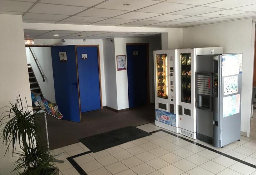 Отель Akena City Chateaurenard