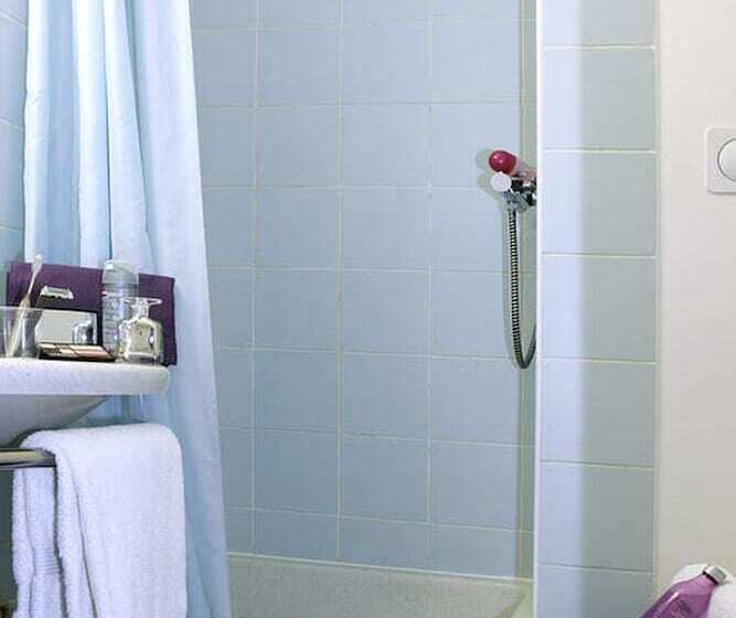 Отель Akena City Chateaurenard