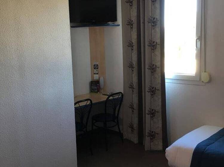 Отель Akena City Chateaurenard