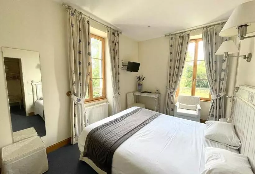 ホテル Auberge Côté Rivière