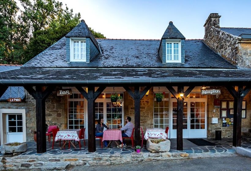 فندق Auberge De Kerveoc H