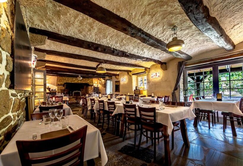 فندق Auberge De Kerveoc H