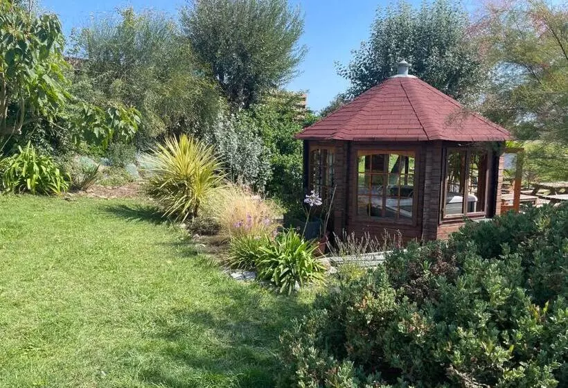 Hotelli Aux Tamaris
