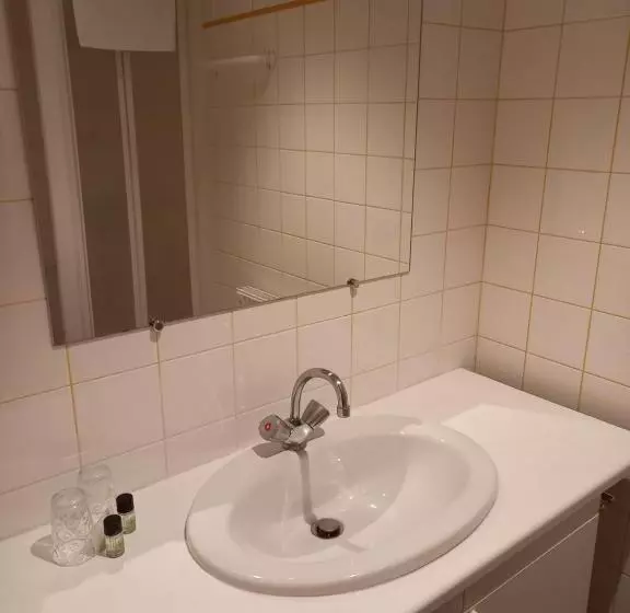 Hotelli De La Halle