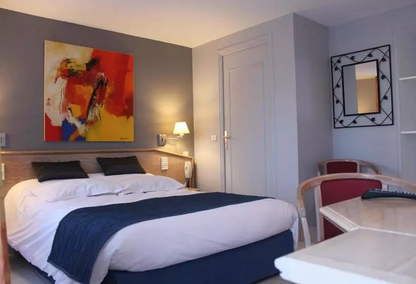 Hotelli Des Bains