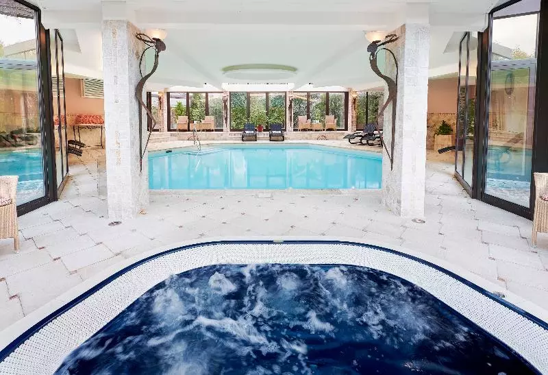 Hotelli Hostellerie Briqueterie & Spa Champagne
