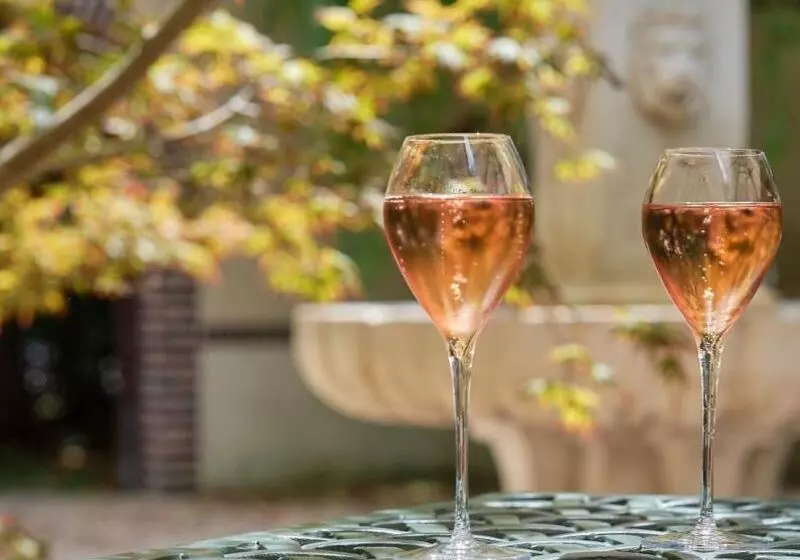 Hotelli Hostellerie Briqueterie & Spa Champagne