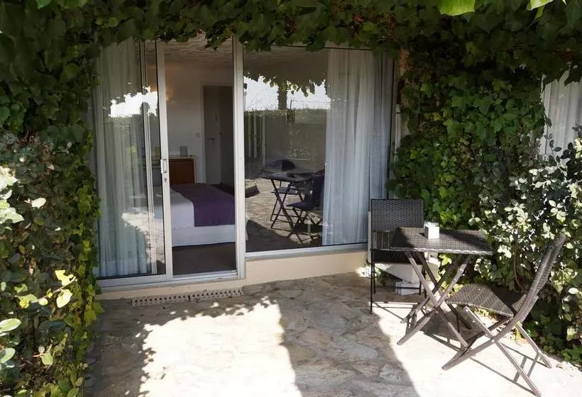 هتل Hôtel Azur Bord De Mer