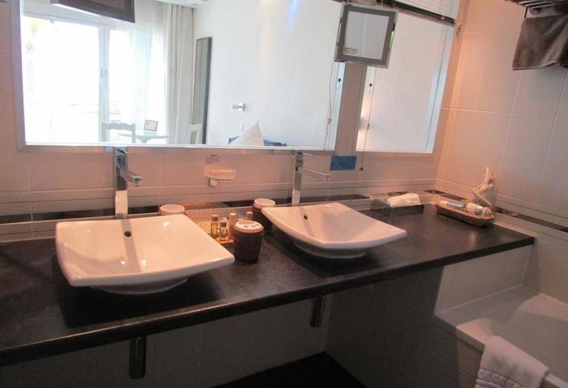 בית מלון כפרי Hôtel Azur Bord De Mer