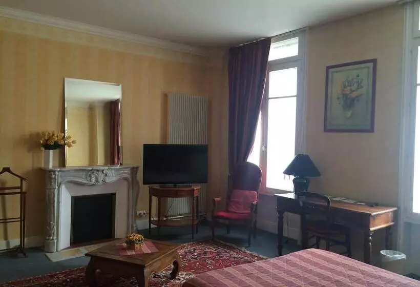 هتل Hôtel De Paris