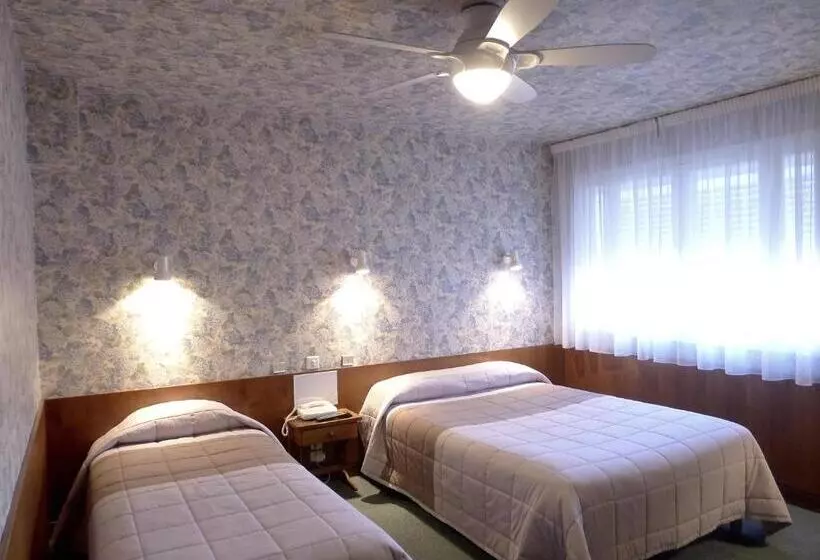Hotelli Hôtel Du Sablar