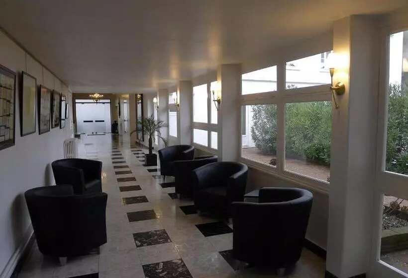 Hotelli Hôtel Du Sablar