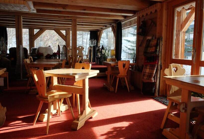 هتل Chalet Hôtel L Ecureuil