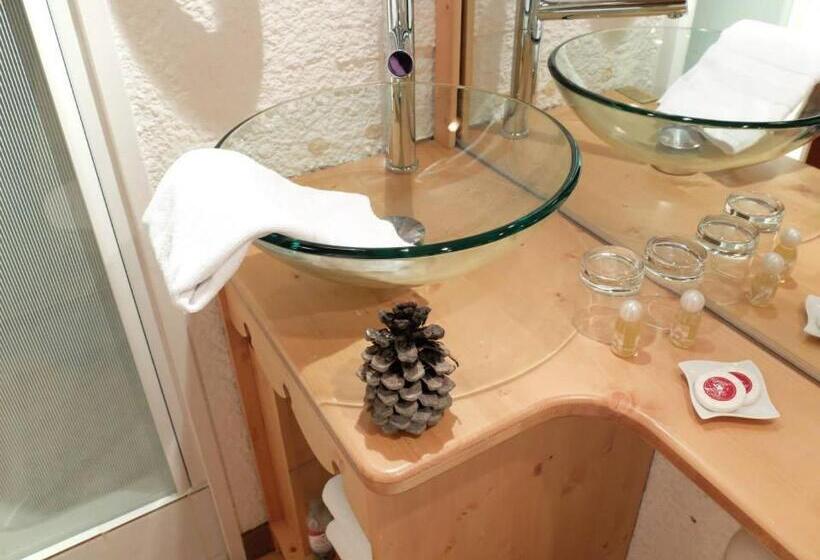 هتل Chalet Hôtel L Ecureuil