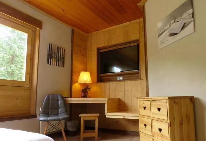 هتل Chalet Hôtel L Ecureuil