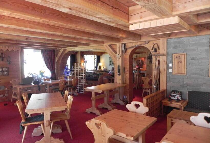 هتل Chalet Hôtel L Ecureuil