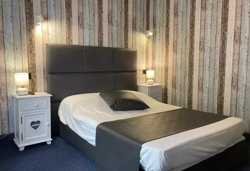 ホテル Hôtel Le Faisan