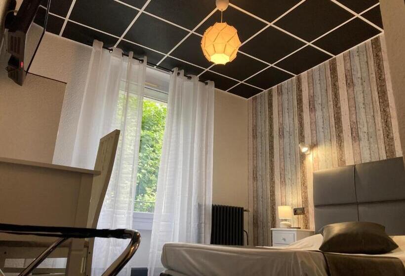 Отель Hôtel Le Faisan