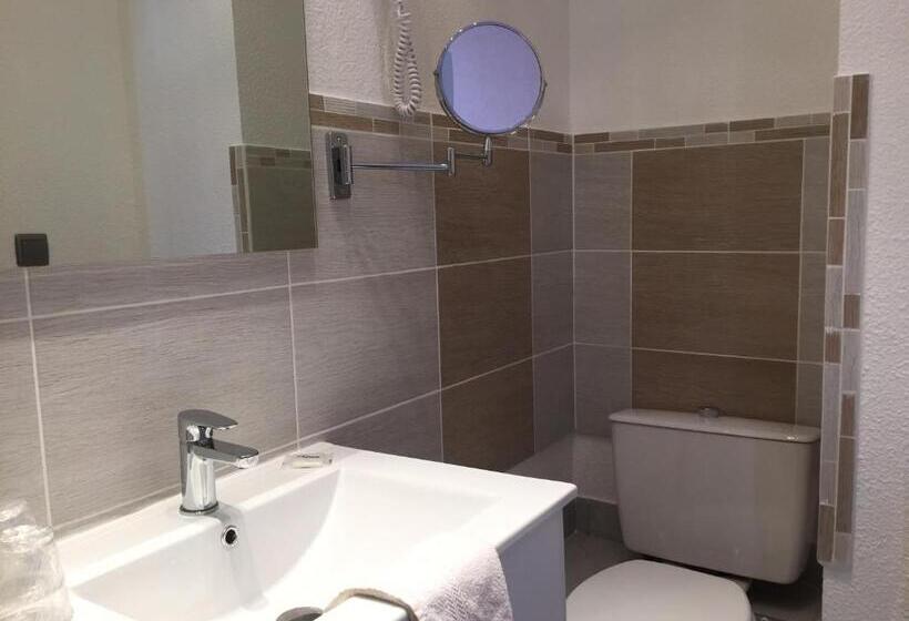 Отель Hôtel Le Faisan