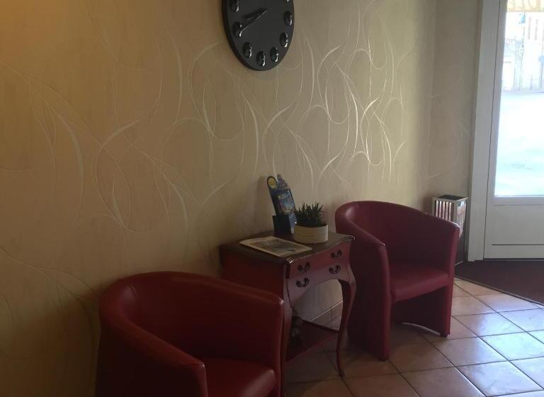 Отель Hôtel Le Faisan