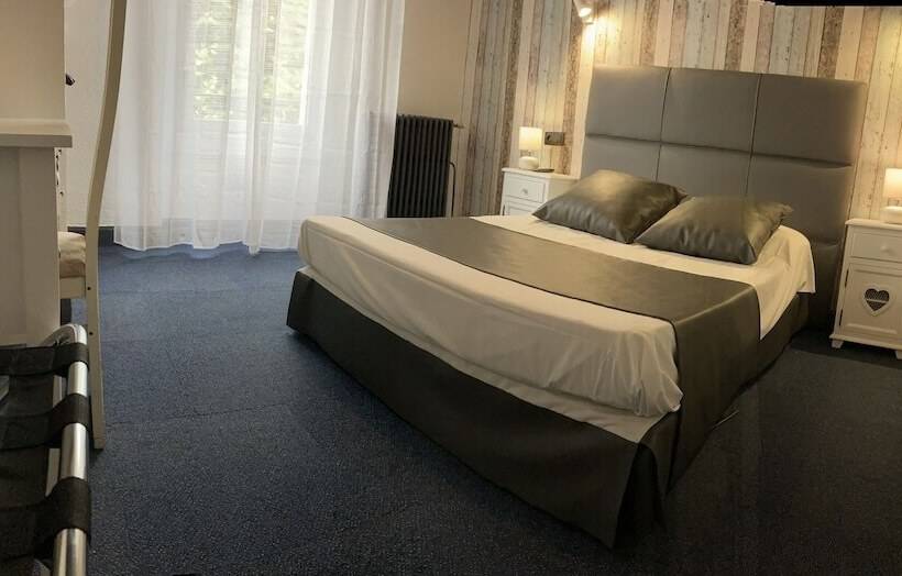 Отель Hôtel Le Faisan