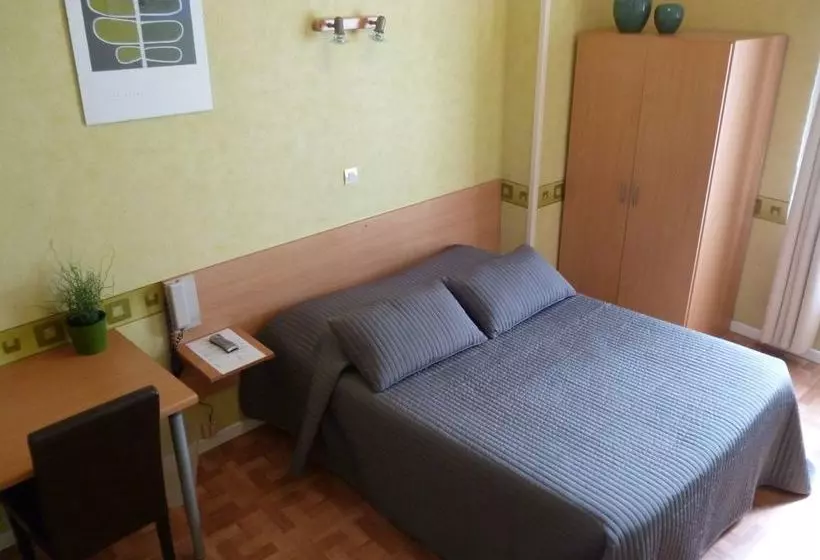 Hotelli Hôtel Le Floreal