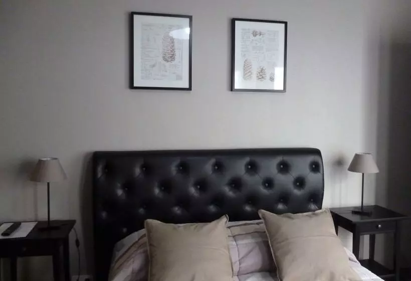 Hotelli Hôtel Le Floreal