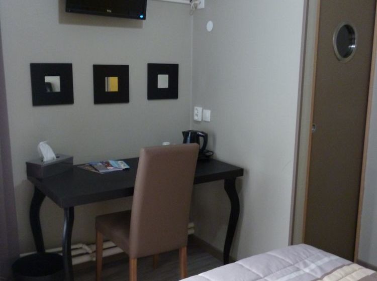 בית מלון כפרי Hôtel Le Floreal