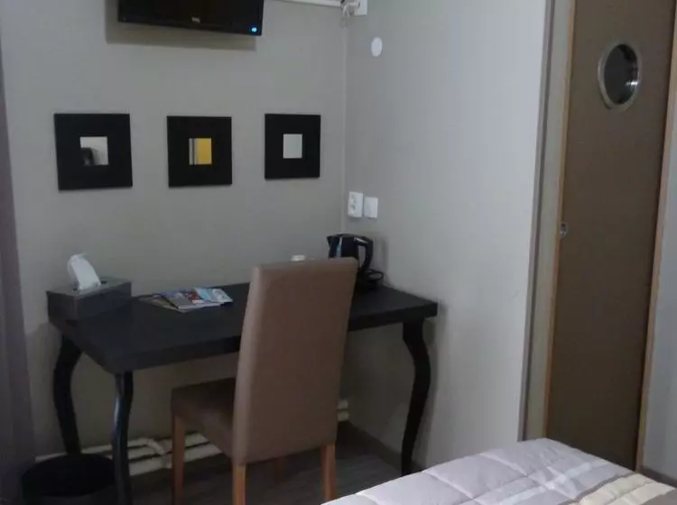 Hotelli Hôtel Le Floreal