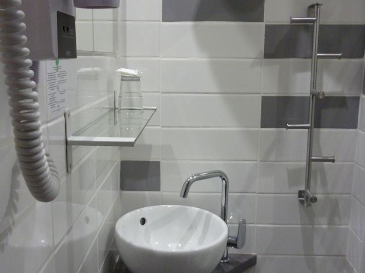 בית מלון כפרי Hôtel Le Floreal