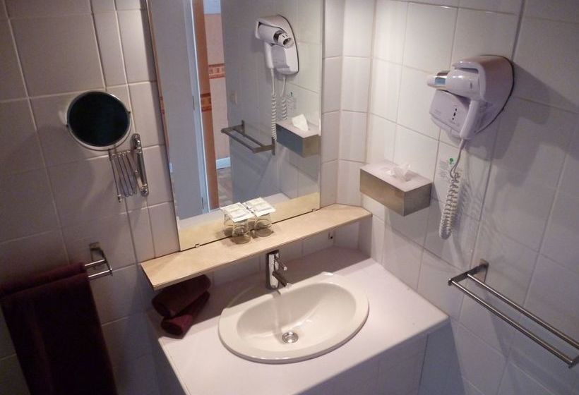 בית מלון כפרי Hôtel Le Floreal