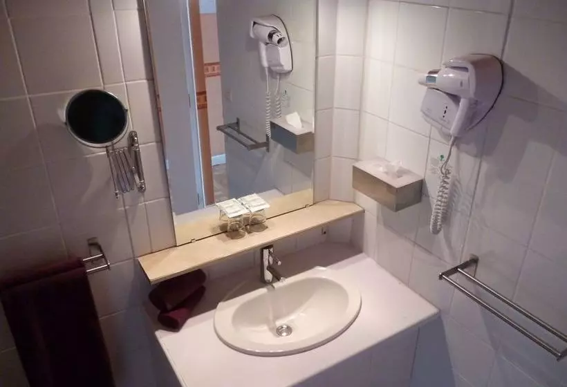 Hotelli Hôtel Le Floreal