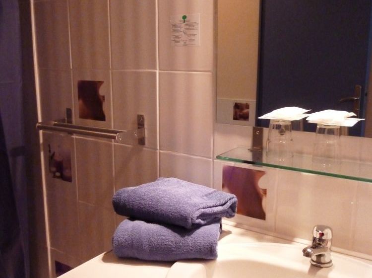 בית מלון כפרי Hôtel Le Floreal