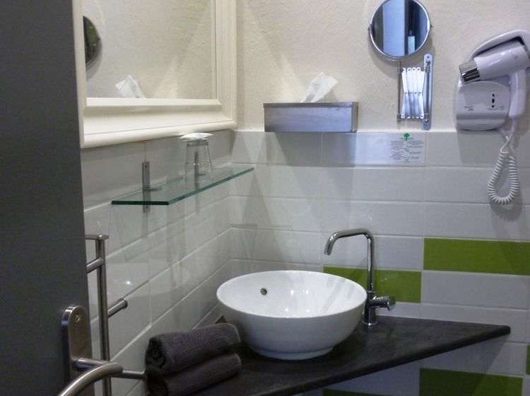 בית מלון כפרי Hôtel Le Floreal