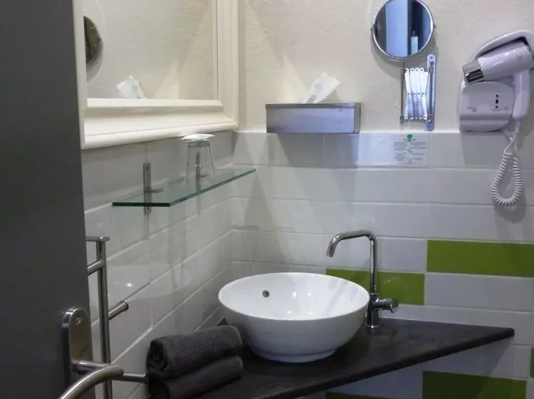 Hotelli Hôtel Le Floreal