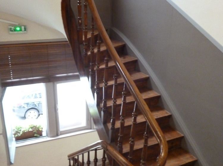 בית מלון כפרי Hôtel Le Floreal